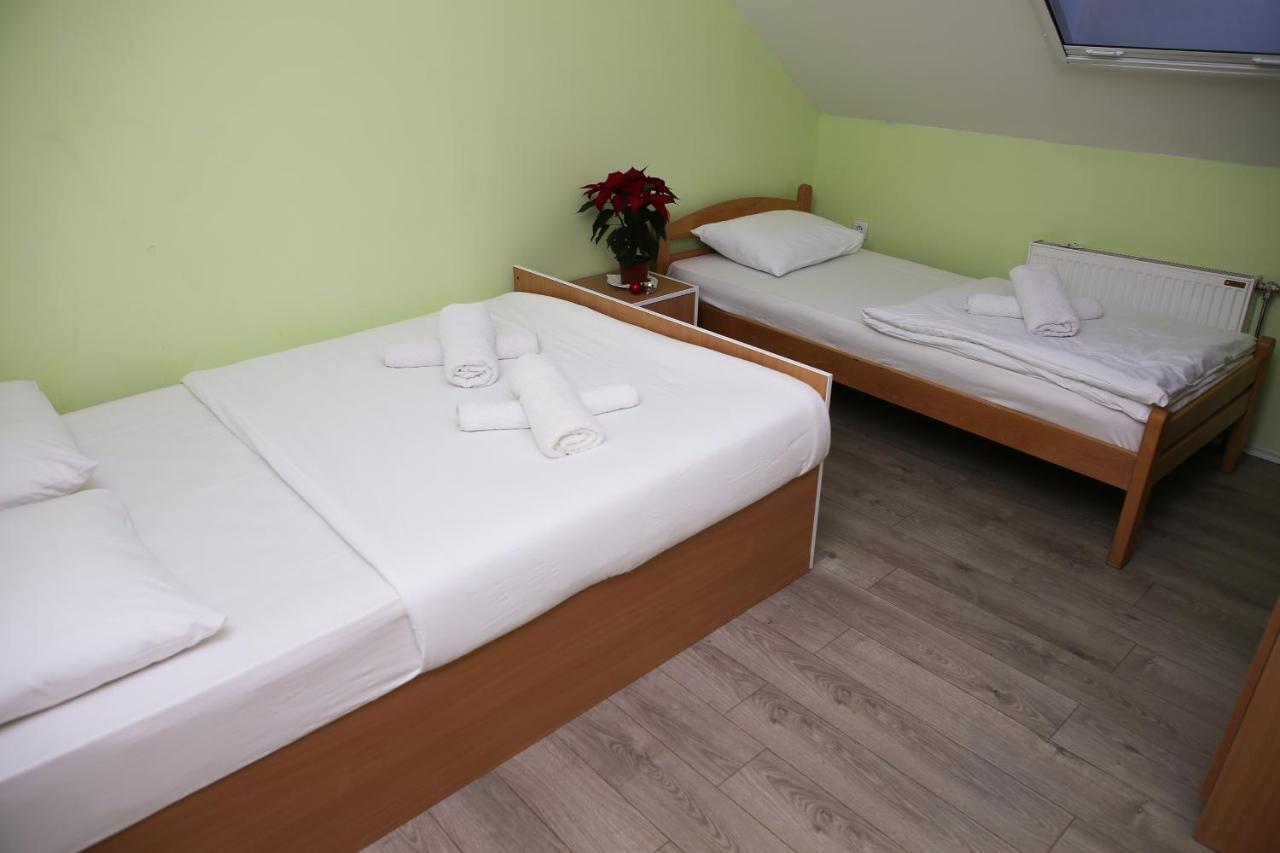 Motel Zmajevac Fruska Gora Novi Sad Exterior foto